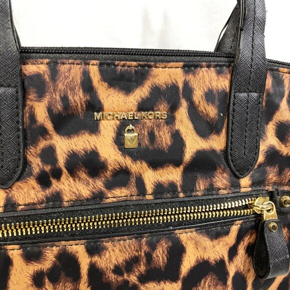 Michael Kors Leopard Nylon Kelsey Tote Bag Purse - Picture 3 of 13